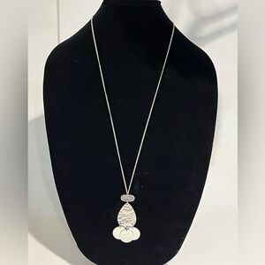 EUC: long silver necklace with five piece, silver pendant